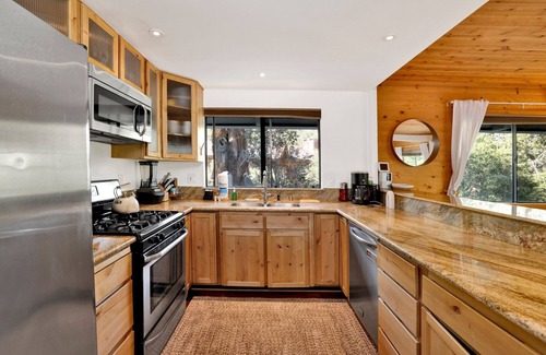 Whispering Forest Cabin | Chimney Peak Chalet#2048
