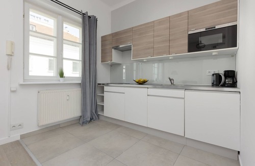 Srodmiescie Apartment | Chmielna 1/3 | Beautiful Apartment | AC