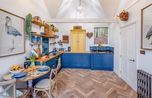 Little Malvern House | Chocolate Box - One Bedroom House, Sleeps 2