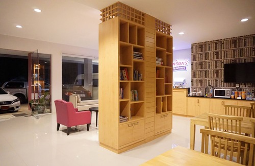 Trang Hotel | Chompu Nakarin Apartment
