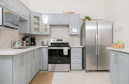 New Kingston Apartment | Choose To Be Happy at The Westbury - Two Bedroom Apartment