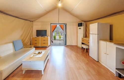 Chungju House | Chungju Palbong Glamping