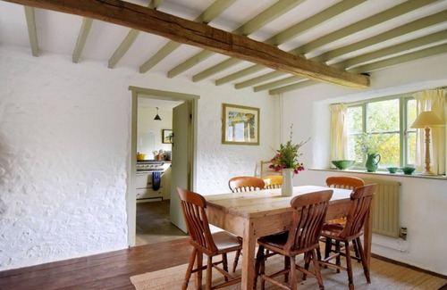 Whitchurch Canonicorum Cottage | CHURCH COTTAGE, pet friendly in Whitchurch Canonicorum