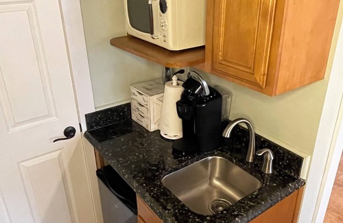 Swansboro Condo | Church Street #5 - Charming 1-bedroom condo downtown Swansboro