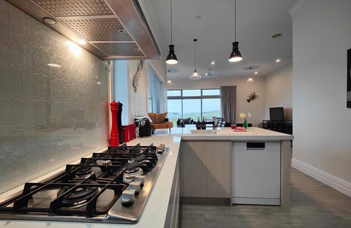 Riverton Apartment | Church Street Charmer