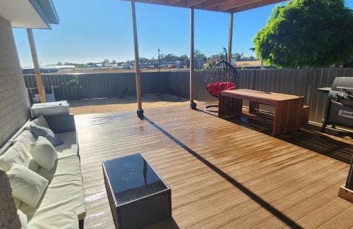 Huntly House | CIA Home Stay