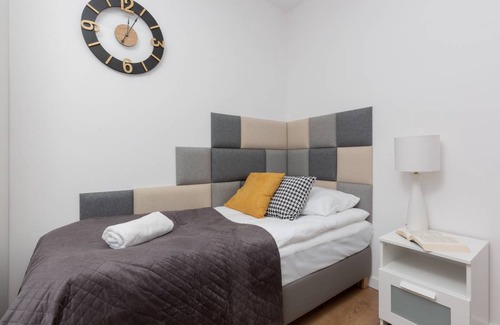 Nowe Miasto Apartment | Ciasna 8/7, 3 bedrooms, balcony