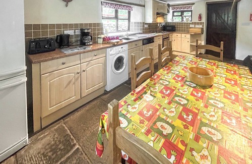 Hawkchurch Cottage | Cider House is a paradise for families, friends and couples.