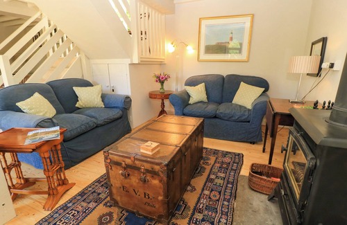 Priston Cottage | CIDER PRESS COTTAGE, family friendly, with open fire in Bath