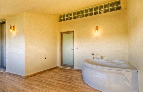 Ciftlik Hotel | Ciello Suites Otel