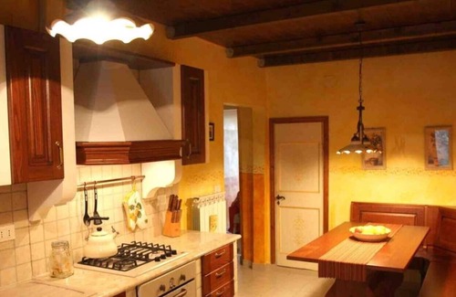 Acquaviva Picena House | Cielo Aperto is perfect for larger familes or two families wishing to share