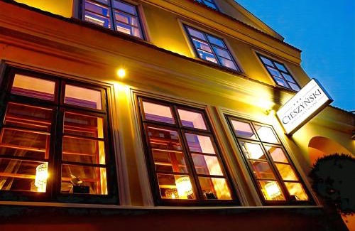 Cieszyn Hotel | Cieszyński Aparthotel Stary Rynek Cieszyn