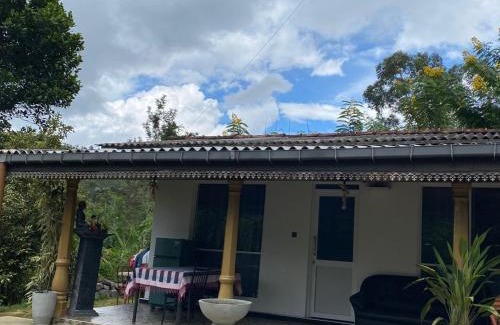 Ambagollapathana House | Cinnamon Homestay ella