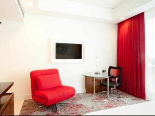 Kollupitiya Hotel | Cinnamon Red Colombo