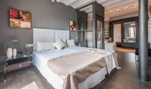 Old Town House | Circus House, TarracoHomes