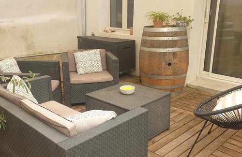 Carcassonne Apartment | CITE de CARCASSONNE Gîte Les 3 Tours, 99 rue Trivalle
