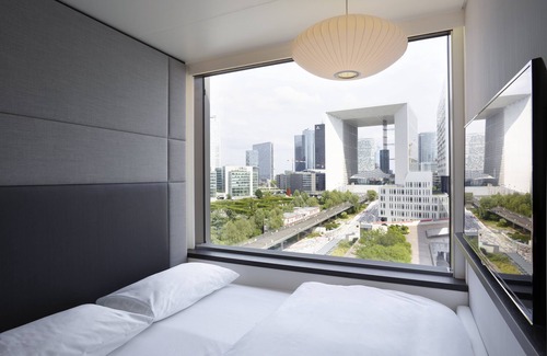 Parc-Nord Hotel | citizenM Paris la Défense