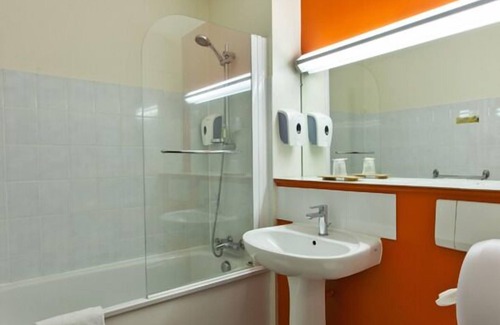 Magny-Cours Hotel | Citotel Du Circuit