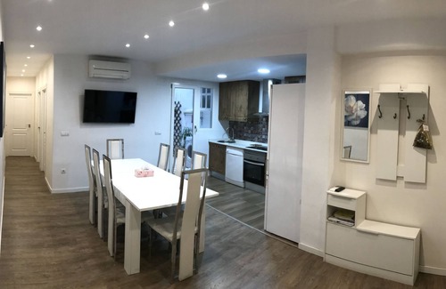 Barrio del Carmen Apartment | City center where Falla starts