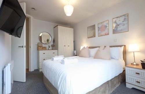 St George's Quarter Apartment | City Centre Morden 1-bedroom Apt Near Dock