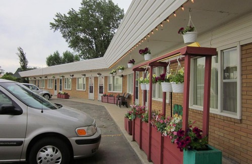 Swift Current Hotel | City Centre Motel