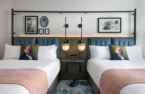 North Capitol Street Hotel | City Escape in Downtown DC! Contemporary & Pet-friendly Room with Landmark View!