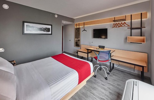 Irapuato Hotel | City Express by Marriott Irapuato