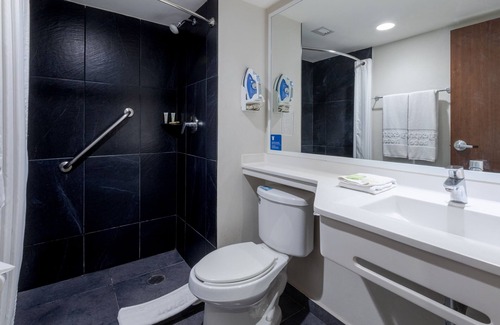 Minerales Hotel | City Express by Marriott Guadalajara Aeropuerto