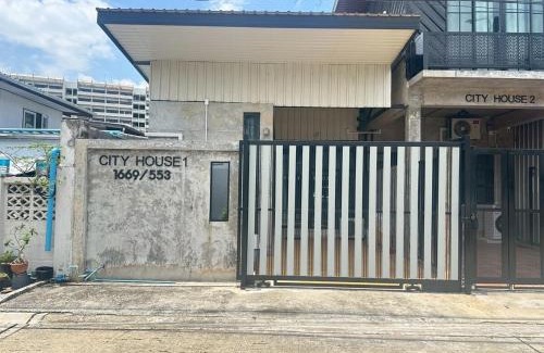 Don Muang House | City House Don Mueang Airport Bangkok