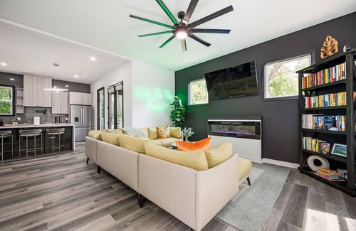 Peoplestown House | City In The Forest - 5BD/5BA - 3 Blocks from Southside Beltline near Summerhill