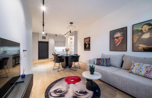 Grunwald Apartment | City Park, Sun & Snow