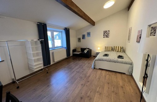 Neudorf-Weimershof Hotel | city-pillow rooms