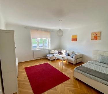 Eisenstadt Apartment | City Retreat 13 3
