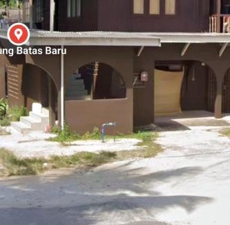 Batas Baru House | CiTY Roomstay Budget Middle Kuala Terengganu 1queen bed