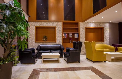 Kusadasi City Centre Hotel | City's Hill Hotel