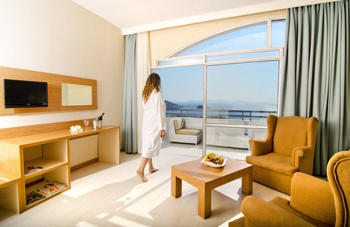 Kusadasi City Centre Hotel | City's Hill Hotel