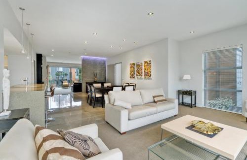 Christchurch City Centre Villa | City Sanctuary on Kilmore