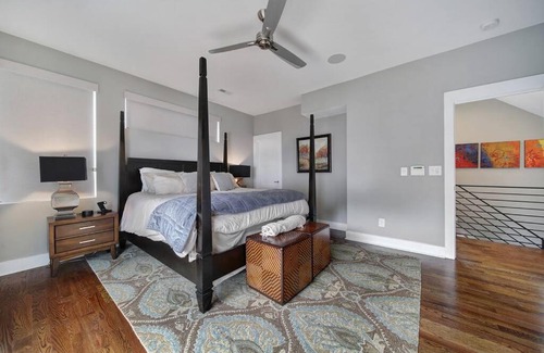 Third Ward Villa | City Views RoofTop Hot Tub & Short Walk to Stadium