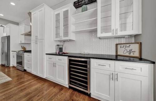 Third Ward Villa | City Views RoofTop Hot Tub & Short Walk to Stadium