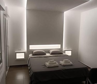 Suzzara House | CIVICO 14 Holiday Rooms