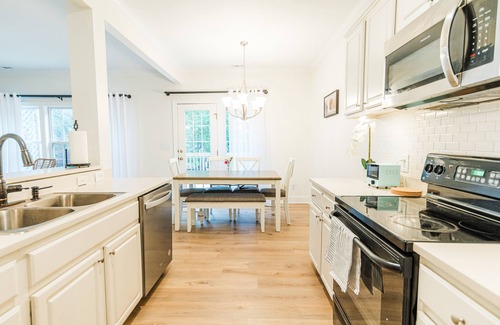 Umstead House | Claire's Charming Home near RDU and RTP