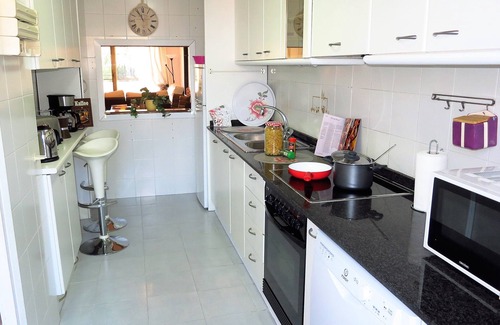 Montgat Apartment | "CLAIRE SEAVIEW & BEACH" duplex apartment, 3 terraces, barbecue, SAT-TV, WiFi