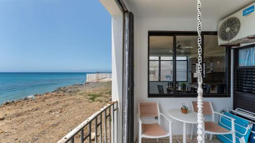 Stella House | Claje Sunset! Beachfront condo at Victoria del Mar 1E