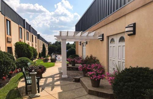 Toms River Hotel | Clarion Hotel & Conference Center