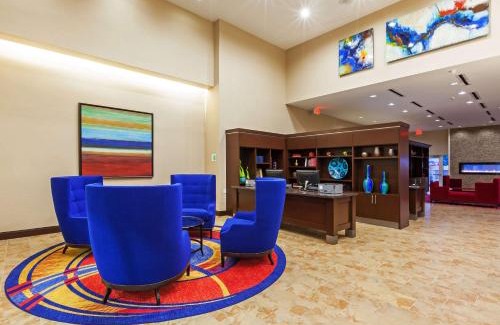 The Colony Hotel | Clarion Hotel The Colony - Plano West