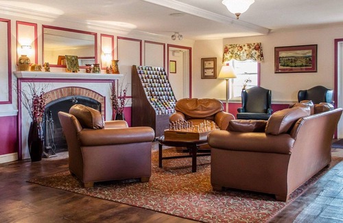 Strasburg Hotel | Clarion Inn Strasburg - Lancaster