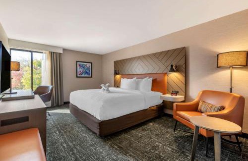 Nashua Hotel | Clarion Inn