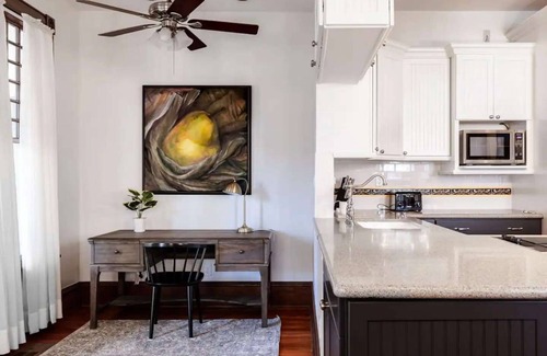 Clarksville House | Clarksville Charm - 5 BR / 3.5 Bath + Game Room