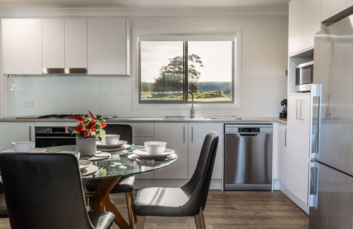 Clarence Town Cottage | Clarries's Green Farm Stay - The Dairy