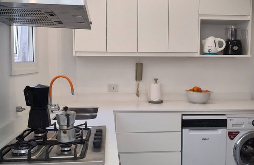 Barracas Apartment | Clasico y Moderno Apartamento en el Corazon de Buenos Aires